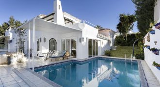 DETACHED VILLA IN NUEVA ANDALUCÍA